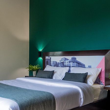 Lokal Rooms X Shahrah-E-Faisal การาจี ภายนอก รูปภาพ