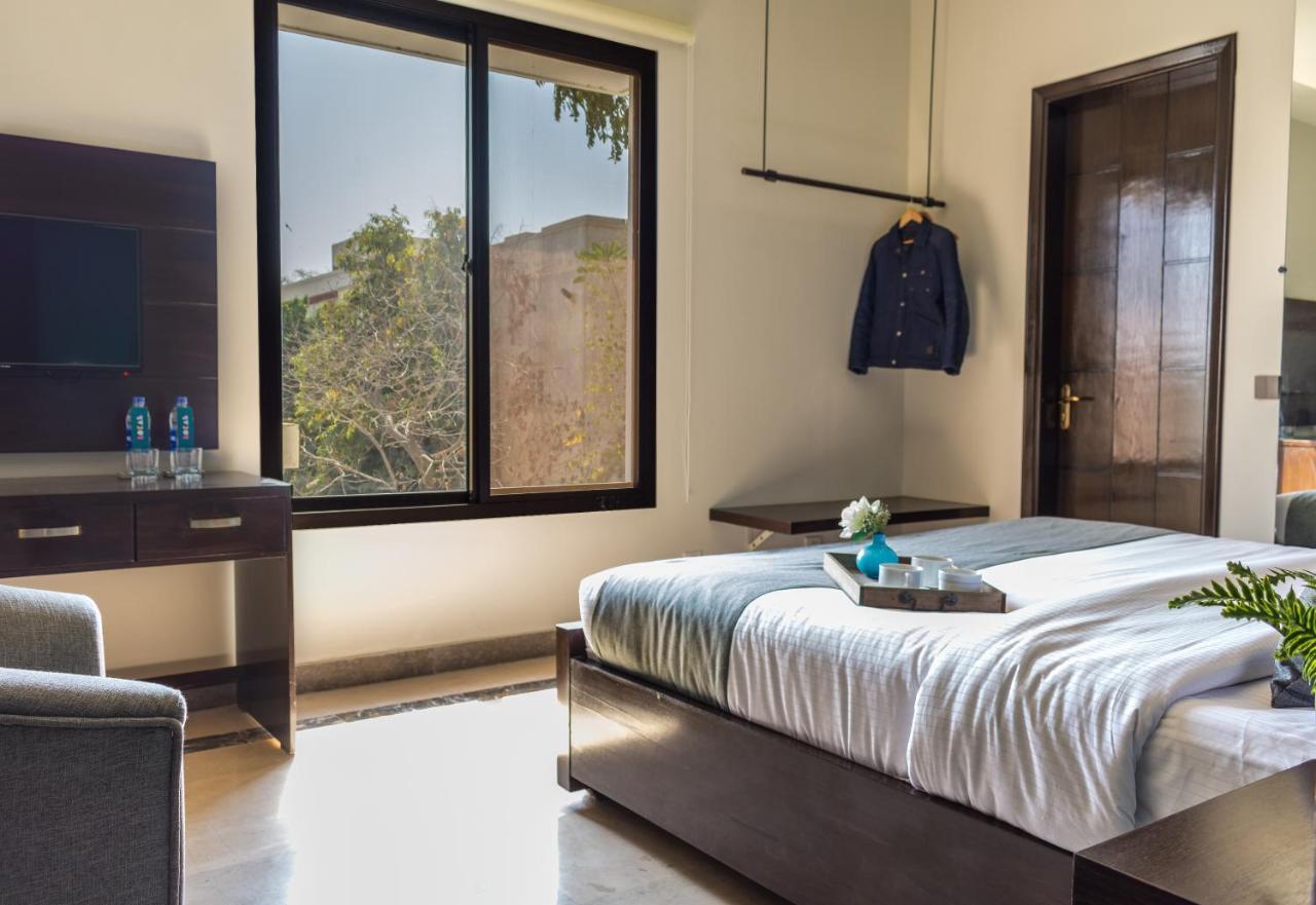 Lokal Rooms X Shahrah-E-Faisal การาจี ภายนอก รูปภาพ