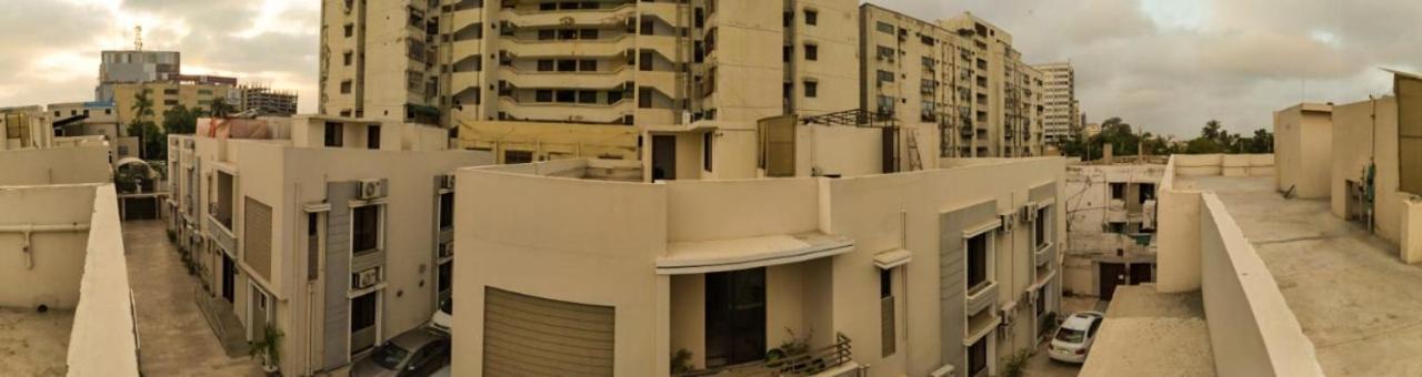 Lokal Rooms X Shahrah-E-Faisal การาจี ภายนอก รูปภาพ